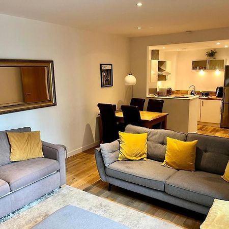 Oswald Apartment - Glasgow City Centre ภายนอก รูปภาพ