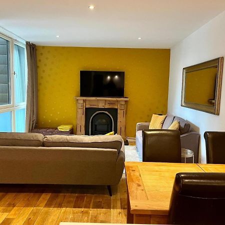 Oswald Apartment - Glasgow City Centre ภายนอก รูปภาพ